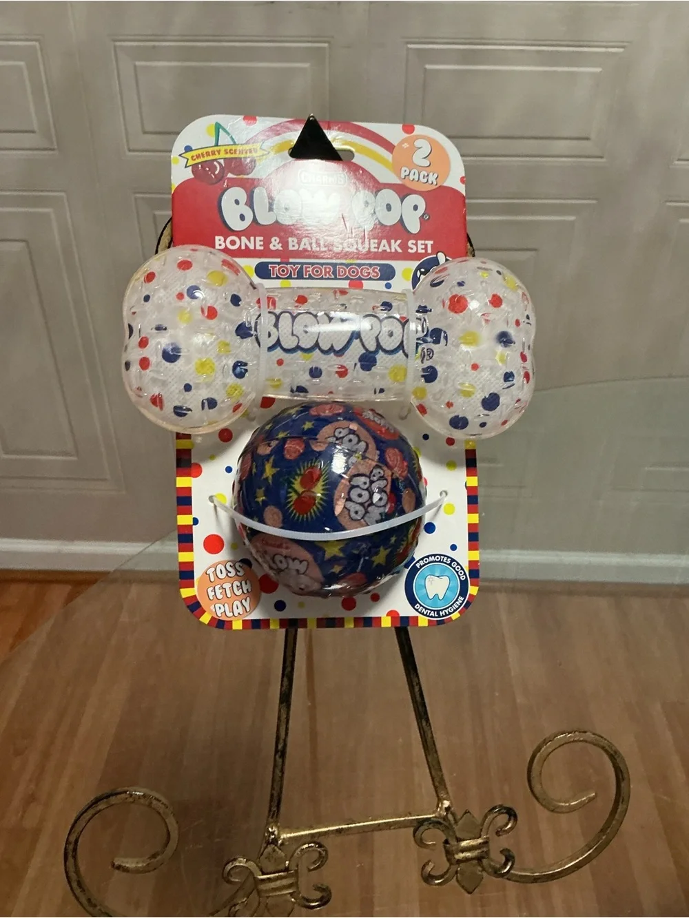 Brand New Charms Blow Pop  Set Of  Ball 3” & Bone 6”   With Loud Squeaker  Set